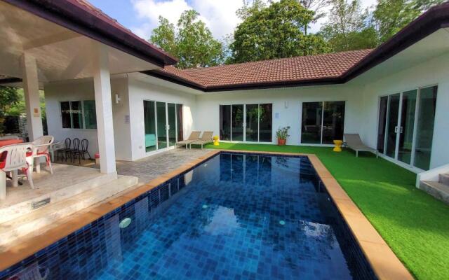 Private Pool Villa 4 bedrooms