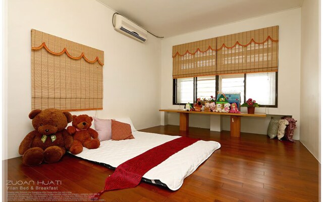 Zuoan Huati B&B