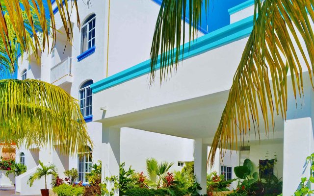 Corales Suites