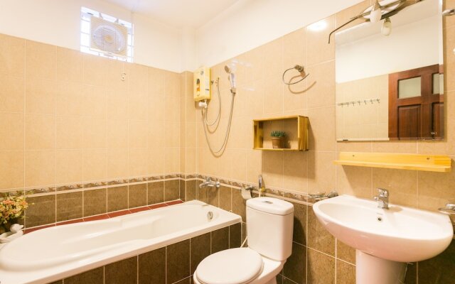 Yelo 2 Hostel