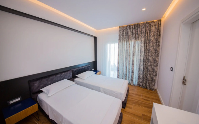 Inada Hotel