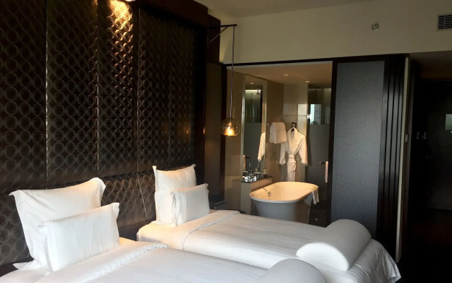 Pullman New Delhi Aerocity Hotel