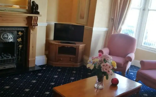 Seaclyffe Hotel Ltd