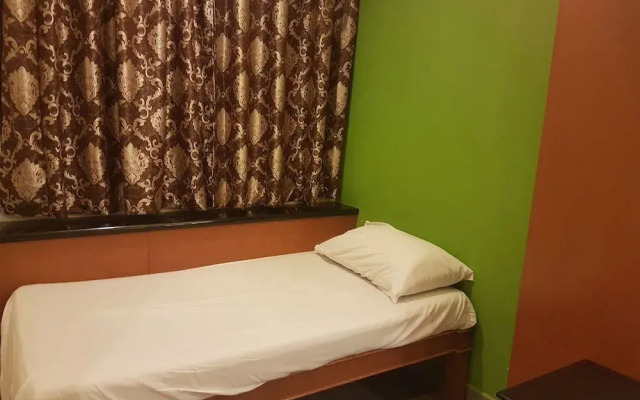 Crystal Private Water Chalet