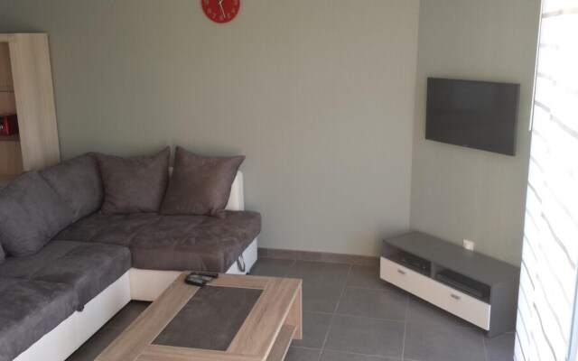 House With 3 Bedrooms in Barneville-carteret, With Enclosed Garden and