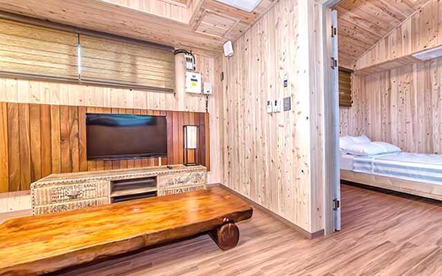 Dongbaek Dongsan Pension