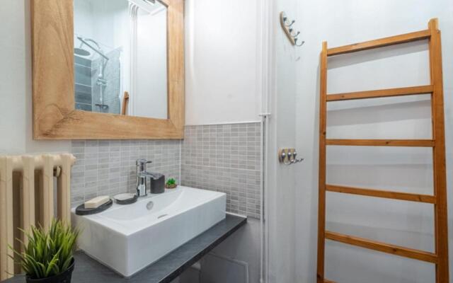 Cosy 40m With Balcony In The Heart Of Chamonix