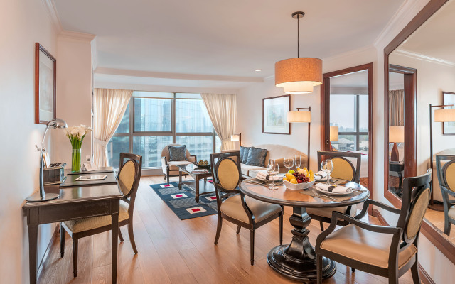 Discovery Suites