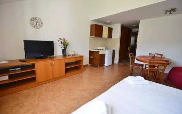 Apartments Mondo