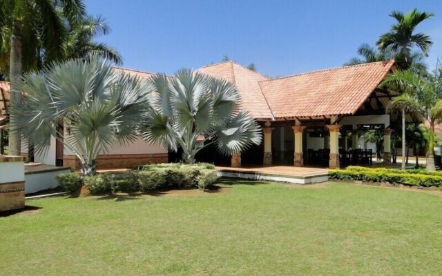 Hotel Campestre Los Chiguiros