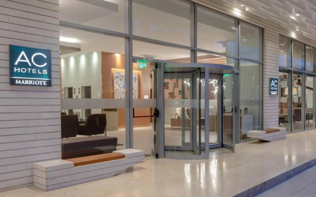 AC Hotel by Marriott Santa Marta