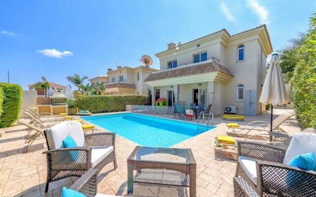 Villa Alexander