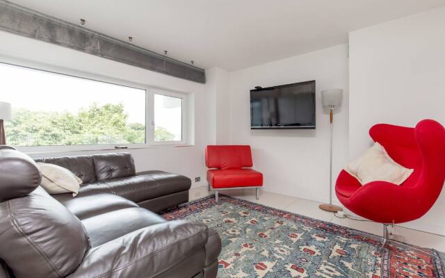 Deluxe 4 bedrooms Cramond Seaview House