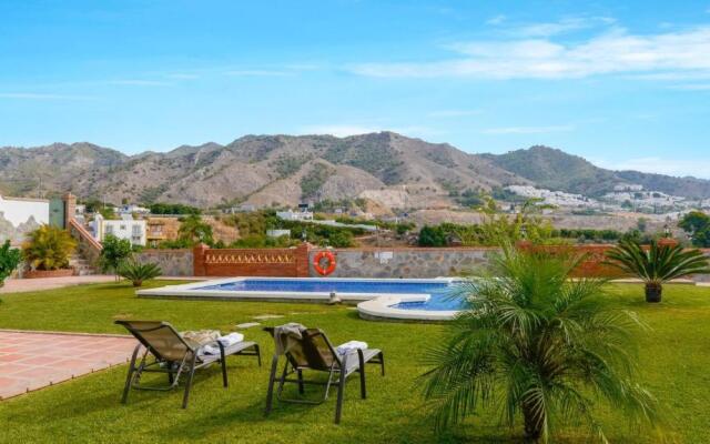 Villa Antonio Nerja by Ruralidays