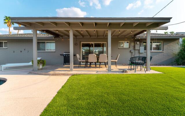 Splash Relax in Scottsdale