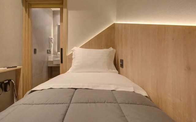Fast Sleep Suites by Slaviero Hoteis