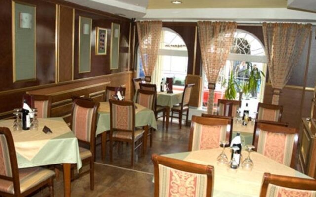 Hotel Begolli