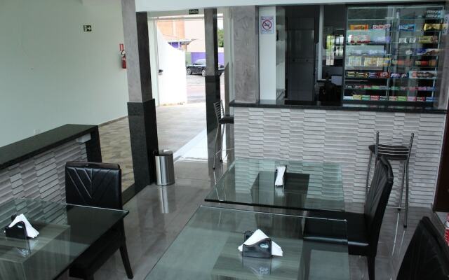 Urano Business Hotel