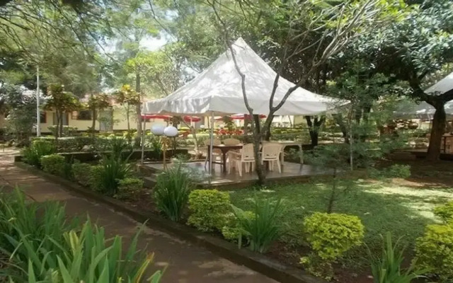 Farmview Hotel Busia
