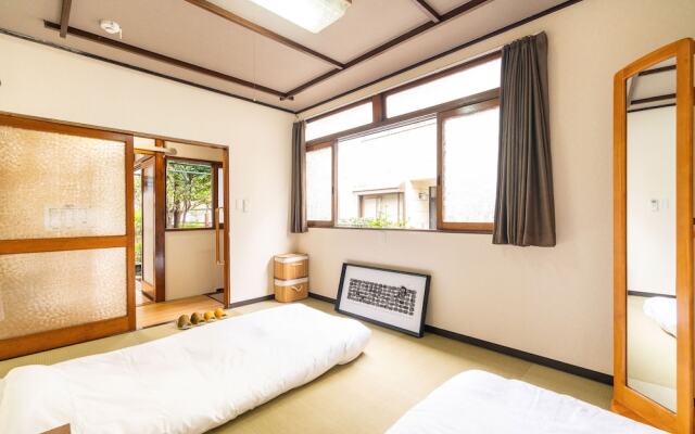 ZAITO Tokyo Oshiage Economy Inn