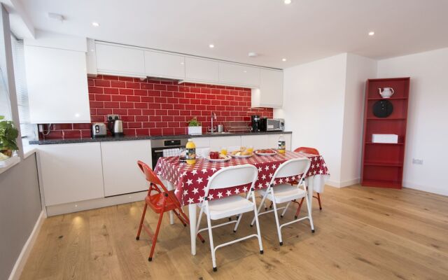 Two Bedroom Flat-Heart of London