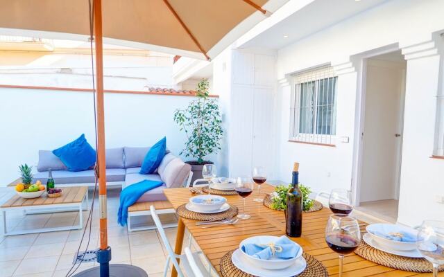 San Sebastian Apartment with Patio by Hello Apartments Sitges