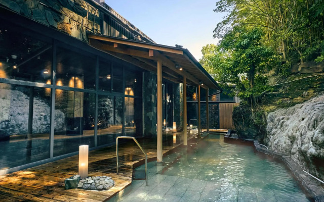 Ooedo Onsen Monogatari Premium Shirahama Gyoen