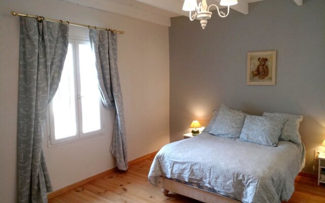 Villa With 7 Bedrooms in Pernes-les-fontaines, With Private Pool, Furn