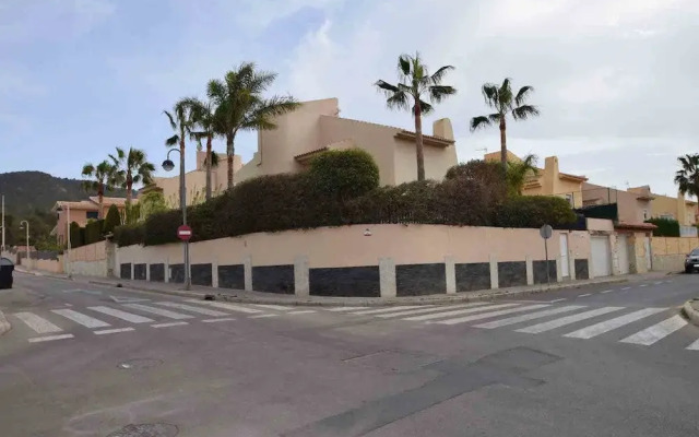 Villa Levante Beach 6 Bd