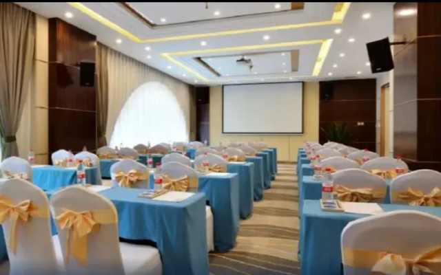 Bvstin Hongnan Hotel (Chengdu Hongpailou Metro Station)