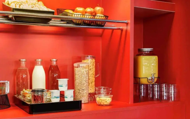 hotelF1 Paris Saint-Ouen - Marché aux Puces