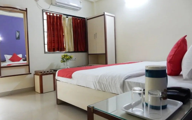 OYO 10565 Hotel Mira International