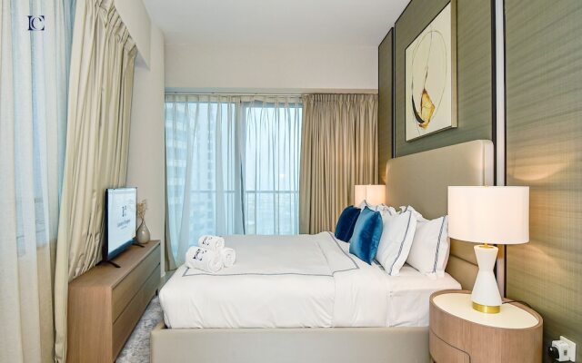 Stunning Sea View 2Bed near Tram Stn