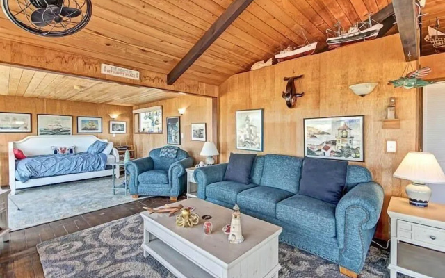 Oceania House