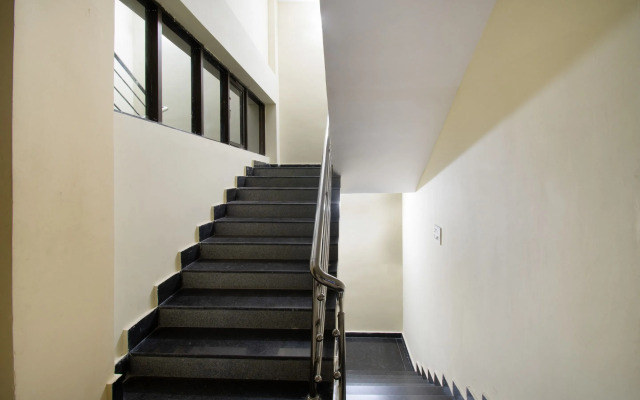 Hotel Y2 Grand