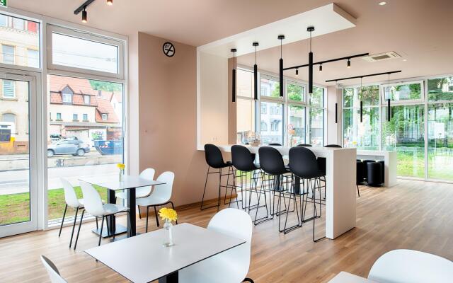 B&B Hotel Stuttgart-Neckarhafen