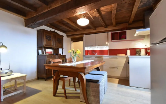 Cozy Holiday Home in Joncy with Valley View