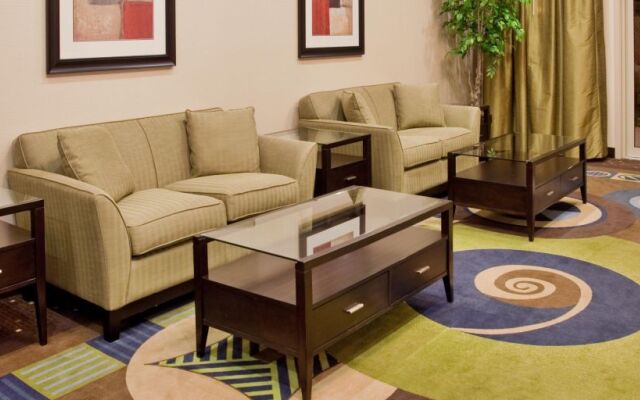 Holiday Inn Hotel & Suites Kamloops by IHG