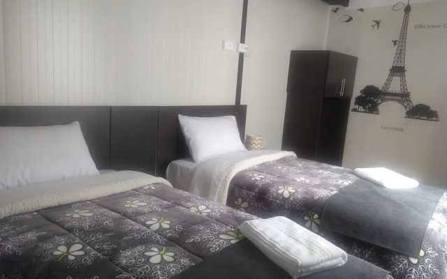 Isak Hotel & Golf Airport