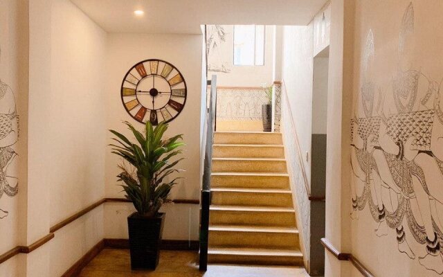 Double Leaf Boutique Hotel