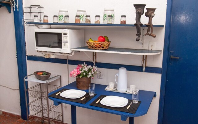 OBA 44 - Beach house in front of the sea - Caraguatatuba