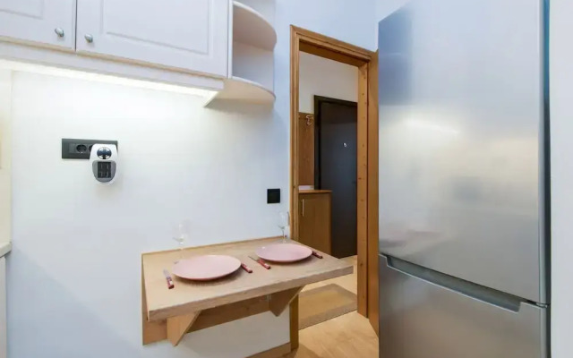 Down Town Apartment by Corfuescapes