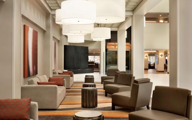 Embassy Suites by Hilton Milwaukee Brookfield