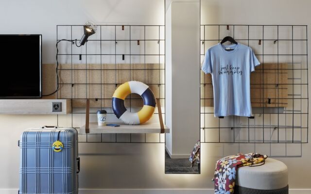 Moxy Bern Expo, A Marriott Hotel