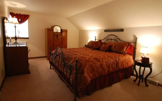 The Artist's Inn and Gallery