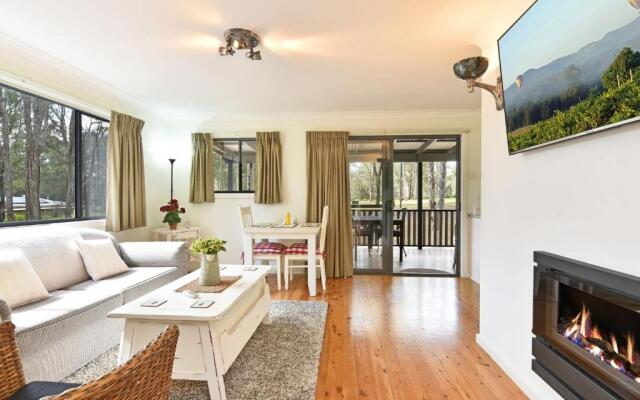 Olive Grove Villa 3 - Suite with large Bath