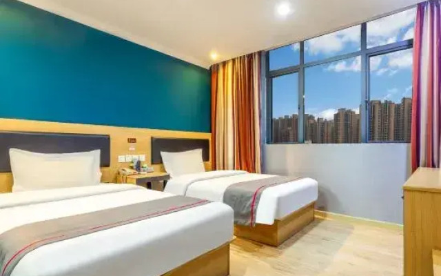 Shankee Chain Hotel (Shenzhen Bao'an International Airport Huangtian Subway Station)