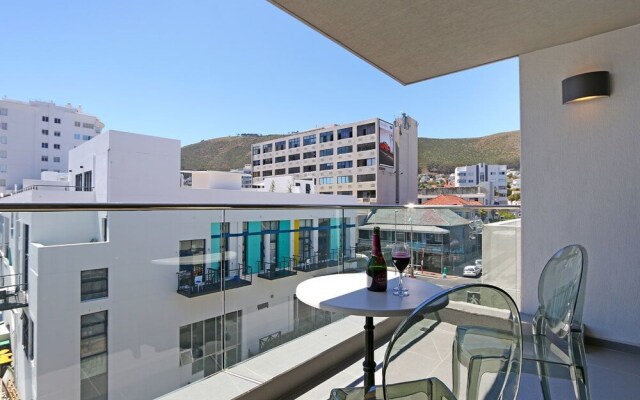 Four on C luxury Suites by Totalstay