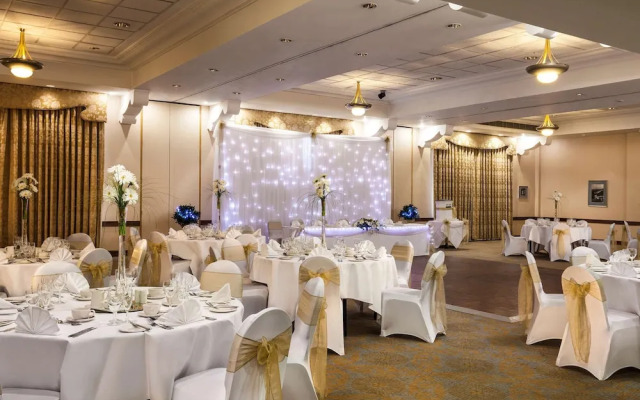 Mercure Dartford Brands Hatch Hotel  Spa