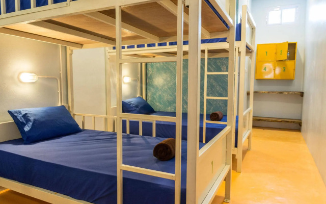 Treechart Hostel